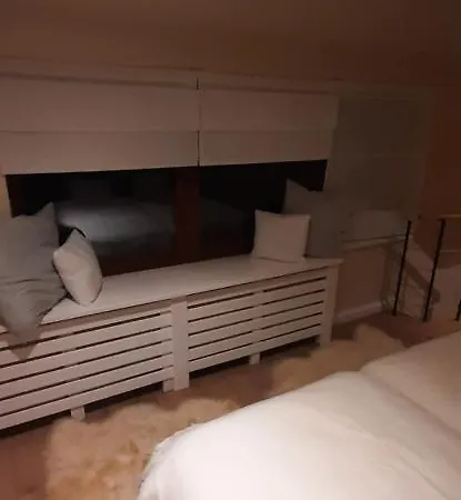 Gorski Krokus アパート Ratulow