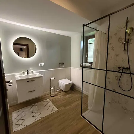 Gorski Krokus アパート